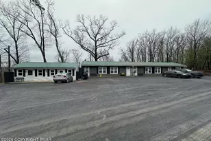 166 Plasencias Way, East Stroudsburg, PA 18302 - Photo 2
