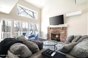 5873 Decker Rd, Bushkill, PA 18324 - Photo 2