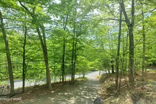5873 Decker Rd, Bushkill, PA 18324 - Photo 26