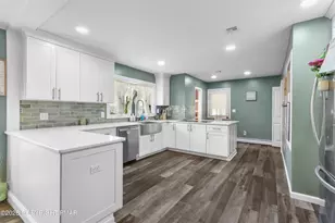 1042 Neffs Laurys Rd, Laurys Station, PA 18059 - Photo 14