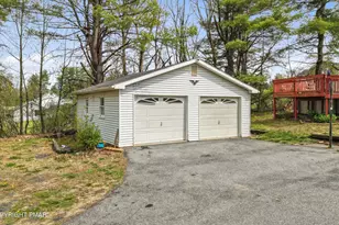 1042 Neffs Laurys Rd, Laurys Station, PA 18059 - Photo 4