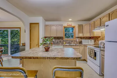  164 Bellingham Drive, Bushkill, PA 18324 - Photo 10