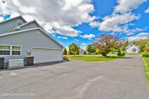 219 Orchard View Dr, Effort, PA 18330 - Photo 46