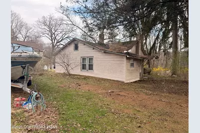  243 Sand Spring Road, Cresco, PA 18326 - Photo 2