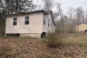 243 Sand Spring Rd, Cresco, PA 18326 - Photo 10