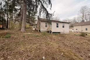 243 Sand Spring Rd, Cresco, PA 18326 - Photo 8