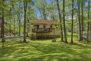 12602 Big Bear Dr, East Stroudsburg, PA 18302 - Photo 6