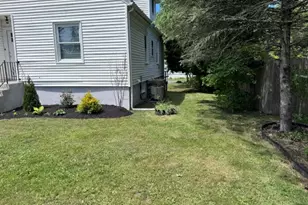 203 Pokona Ave, Stroudsburg, PA 18360 - Photo 4
