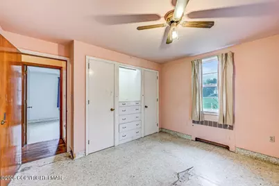  51 NW Hazen Avenue, Bangor, PA 18013 - Photo 18