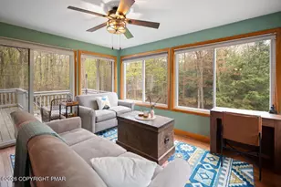 1061 Ridge Dr, Gouldsboro, PA 18424 - Photo 10