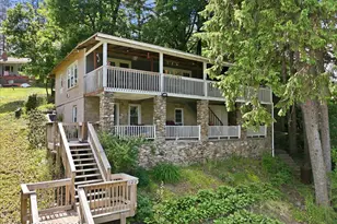 122 Cross Rd, Saylorsburg, PA 18353 - Photo 1