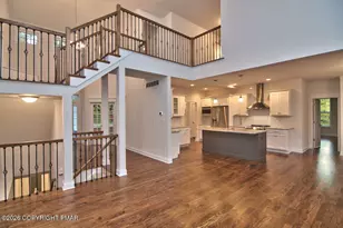 118 Clearview Ct, Stroudsburg, PA 18360 - Photo 8