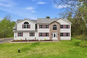 1201 Clover Rd, Long Pond, PA 18334 - Photo 4