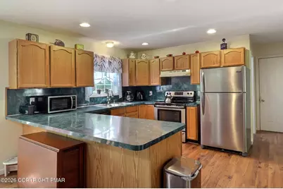  136 Marcelle Terrace, Tannersville, PA 18372 - Photo 10