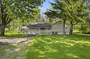 140 Camelback Rd, Tannersville, PA 18372 - Photo 1