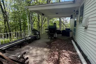8 Laurel Ln, Mount Pocono, PA 18344 - Photo 4