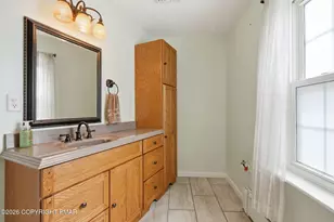 28 Tamaqua St, Tamaqua, PA 18252 - Photo 44