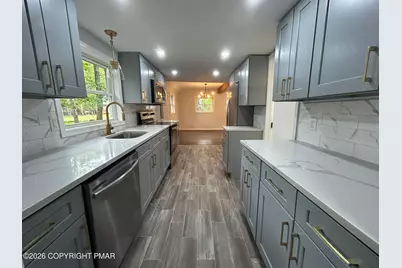  8213 Sunset Drive, Tobyhanna, PA 18466 - Photo 8