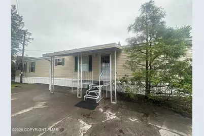  247 Kims Way, Stroudsburg, PA 18360 - Photo 2