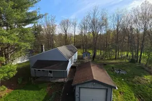 220 Cranberry Dr, Pocono Lake, PA 18347 - Photo 8