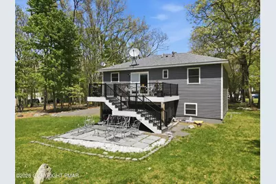  208 Depue Circle, Bushkill, PA 18324 - Photo 44