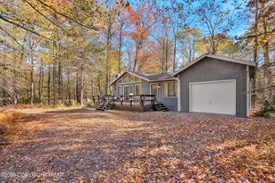 6 Ingrid Dr, Covington Township, PA 18424 - Photo 2