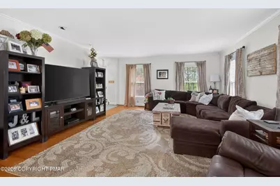  595 Walnut Avenue, Pen Argyl, PA 18072 - Photo 32