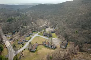 145 Ridge Dr, Tannersville, PA 18372 - Photo 4