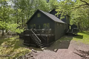 43 Estates Dr, Lake Harmony, PA 18624 - Photo 2