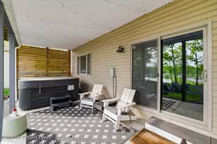 204 Trout Creek Dr, Pocono Lake, PA 18347 - Photo 16