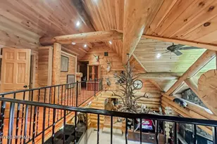 1673 Laurel Run Rd, Bear Creek Township, PA 18702 - Photo 18