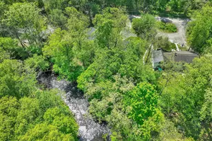 1466 Pocono Ln, Bartonsville, PA 18321 - Photo 6