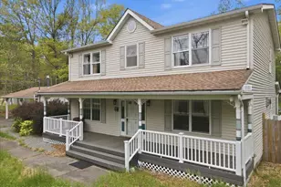 2662 Tacoma Dr, Blakeslee, PA 18610 - Photo 2