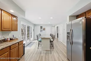 310 Estate Dr, East Stroudsburg, PA 18302 - Photo 14