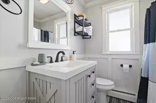 40 W Broad St, East Stroudsburg, PA 18301 - Photo 32