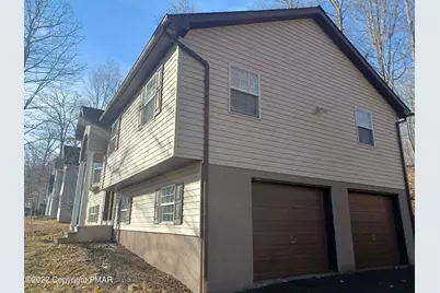  1147 Hunters Woods Drive, East Stroudsburg, PA 18301 - Photo 2