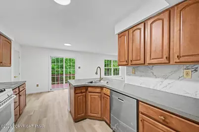  112 Cedar Lane, East Stroudsburg, PA 18302 - Photo 12