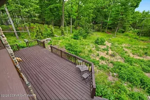 118 Falls Dr, Buck Hill Falls, PA 18323 - Photo 34
