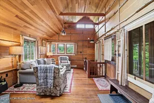 118 Falls Dr, Buck Hill Falls, PA 18323 - Photo 6
