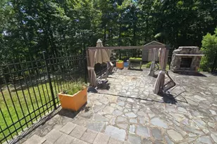 519 Norman Ct, East Stroudsburg, PA 18302 - Photo 6