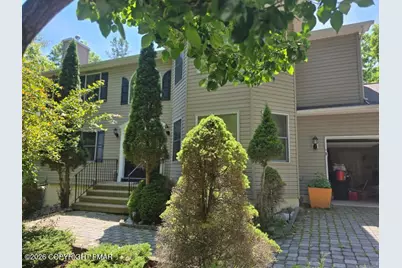  519 Norman Court, East Stroudsburg, PA 18302 - Photo 4