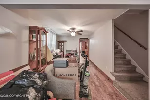 230 Carbon St, Lehighton, PA 18235 - Photo 10