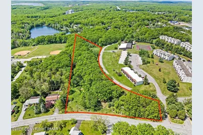 Foxfire Dr Drive, Mount Pocono, PA 18344 - Photo 4
