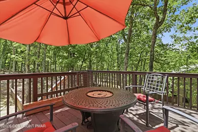  114 Summerton Circle, East Stroudsburg, PA 18301 - Photo 16