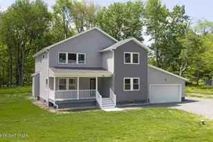 112 Robin Ln, Tobyhanna, PA 18466 - Photo 1
