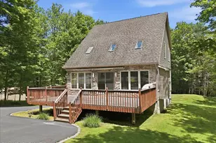 123 Wallenpaupack Dr, Greentown, PA 18426 - Photo 4