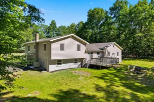 236 Lloyds Ln, Stroudsburg, PA 18360 - Photo 40