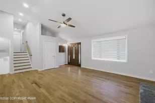 236 Lloyds Ln, Stroudsburg, PA 18360 - Photo 8