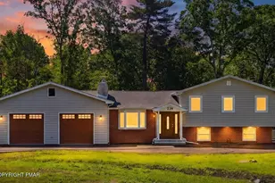 236 Lloyds Ln, Stroudsburg, PA 18360 - Photo 2