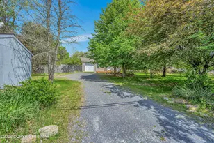 405 Skyline Dr, Blakeslee, PA 18610 - Photo 30